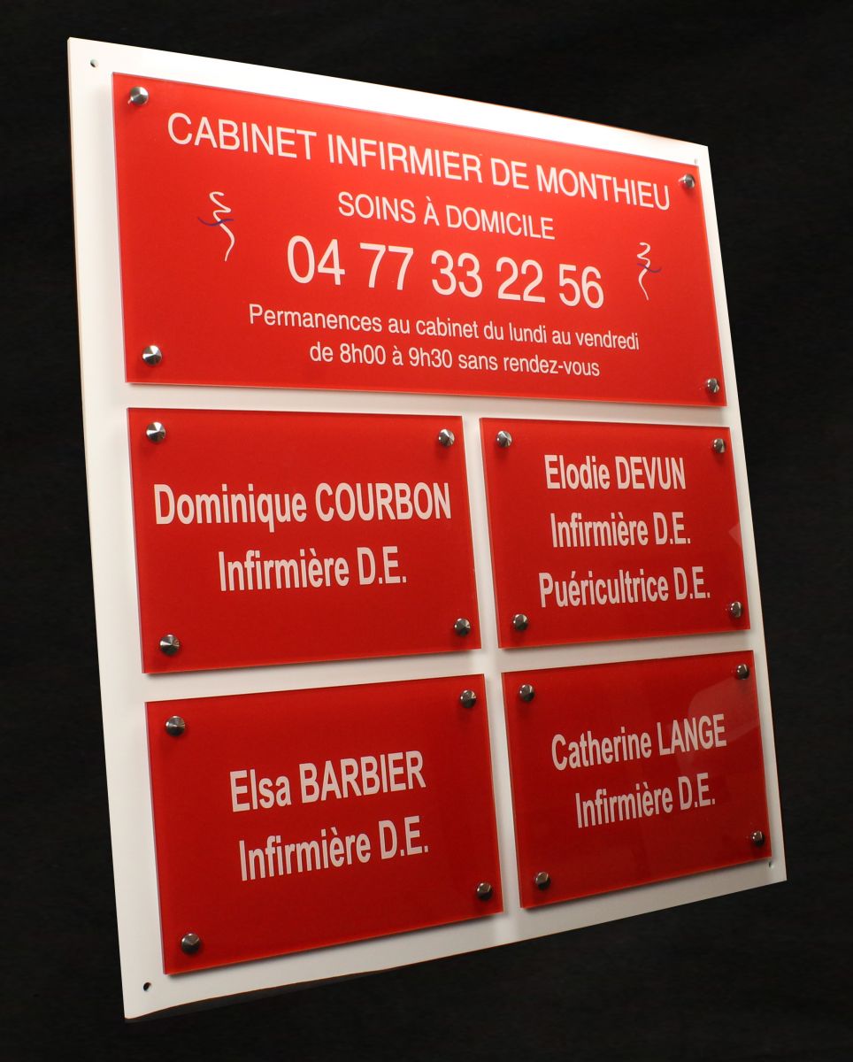 Multi-plaques plexiglas avec platine plexi blanc pour cabinet d'infirmiers